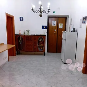  Pensión Fanti Homes