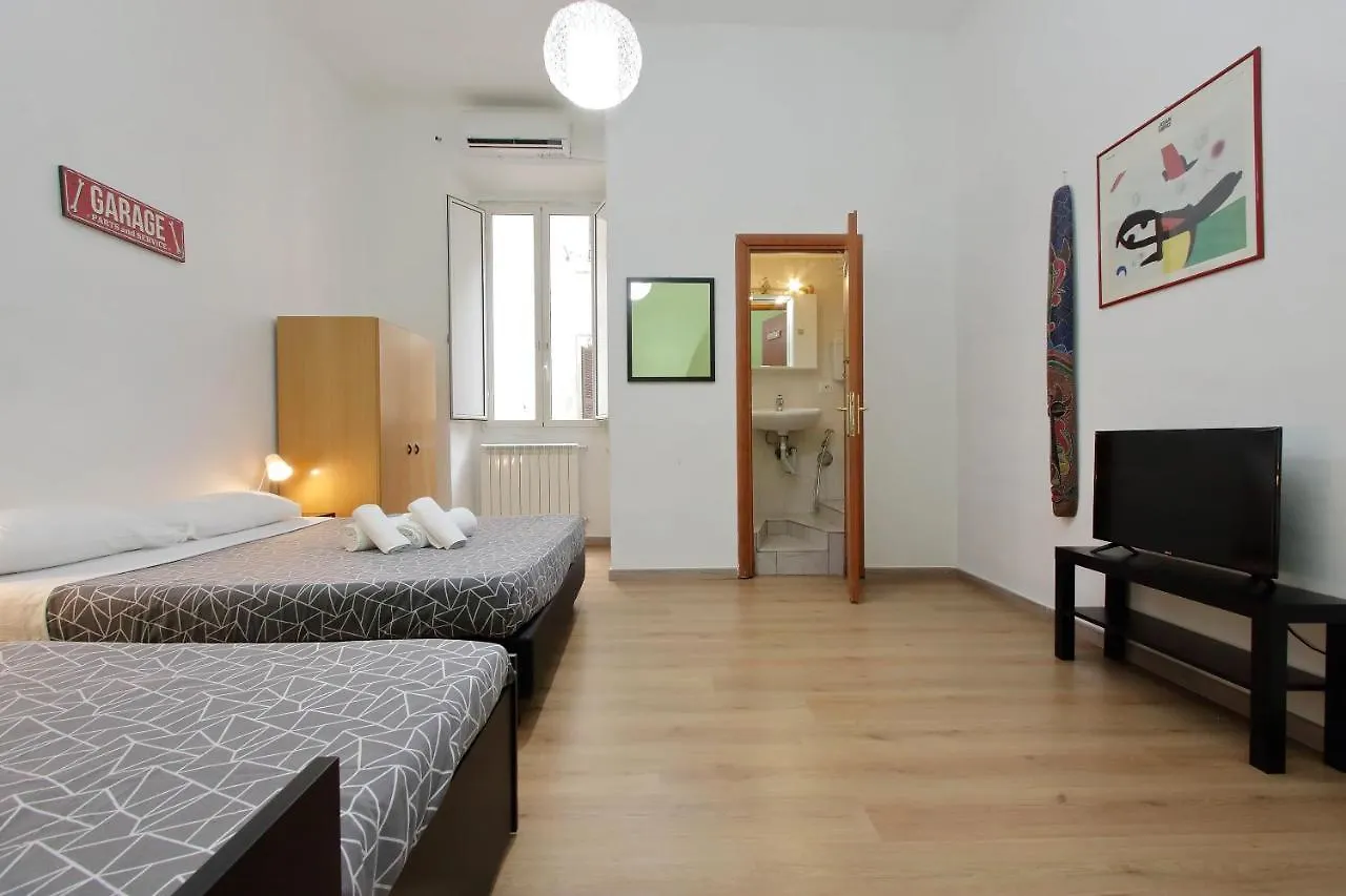 Lucky Home Rooms Rome Guest house